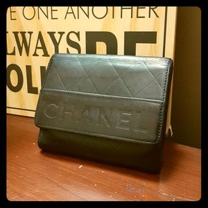 CHANEL authentic vintage wallet